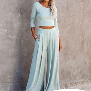 Vici Collection Hermosa Sage Lounge Set